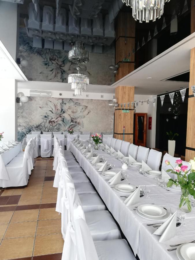 Hotel Tiffany Nowe Miasto Lubawskie Exterior photo